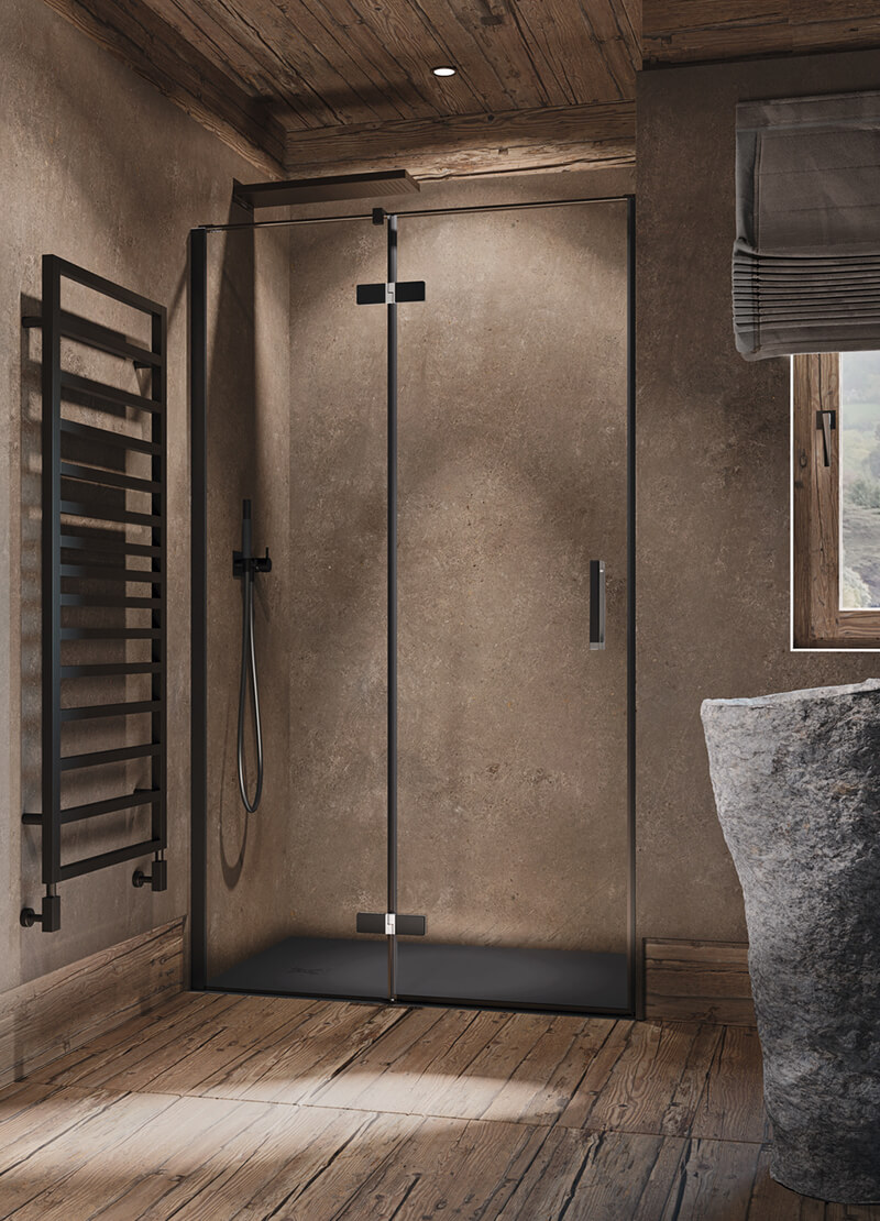 Duschabtrennung in Nische mit schwarzen Profilen und Flügeltür. Cover-Sammlung