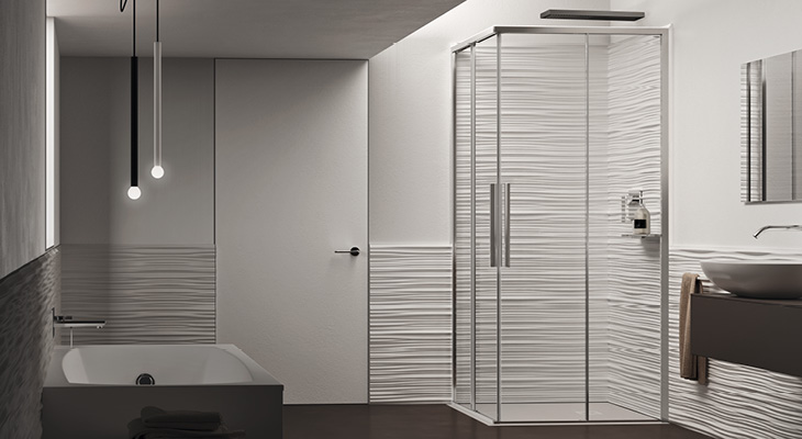 cabine de douche avec pures portes coulissantes d'angle