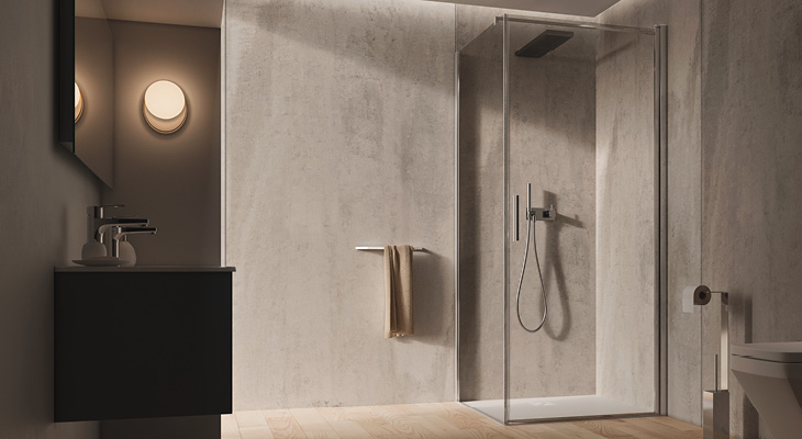 Cabine de douche légère avec profils polis et verre transparent